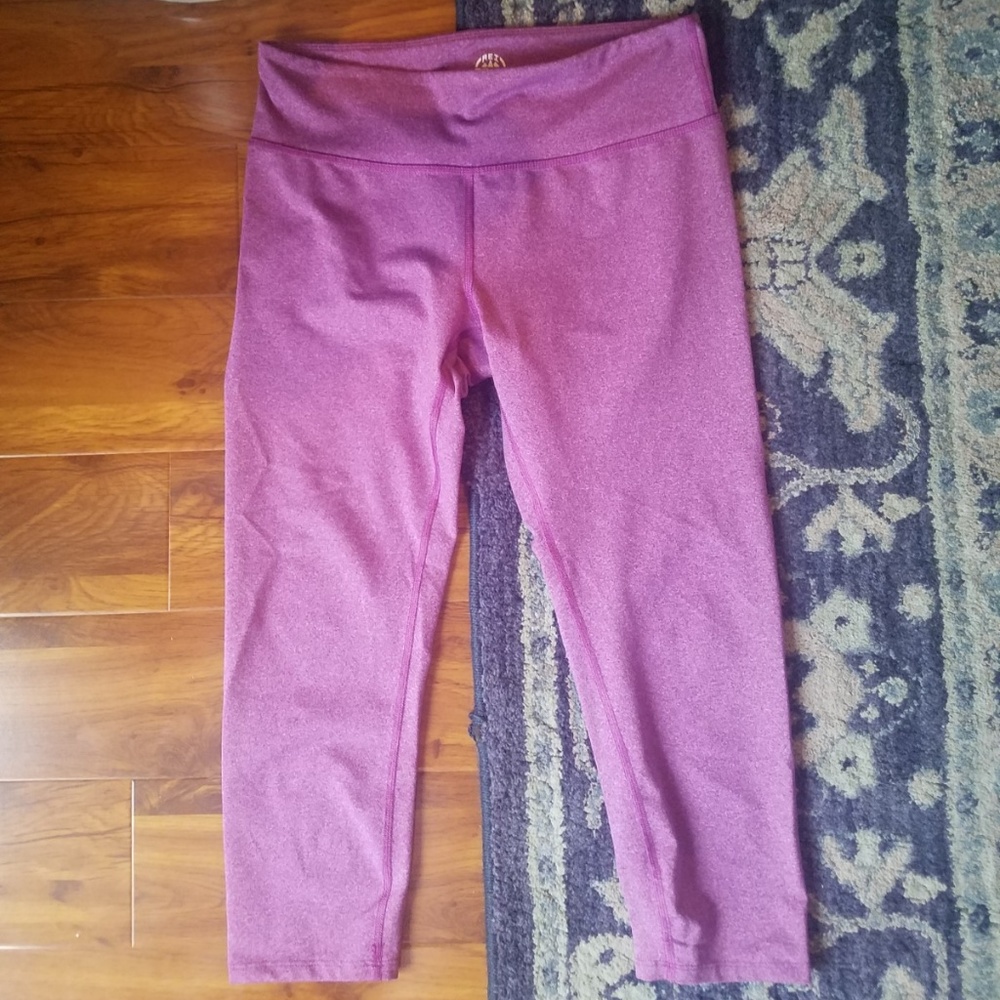 REI COOP Purple Pink Knee length Leggings